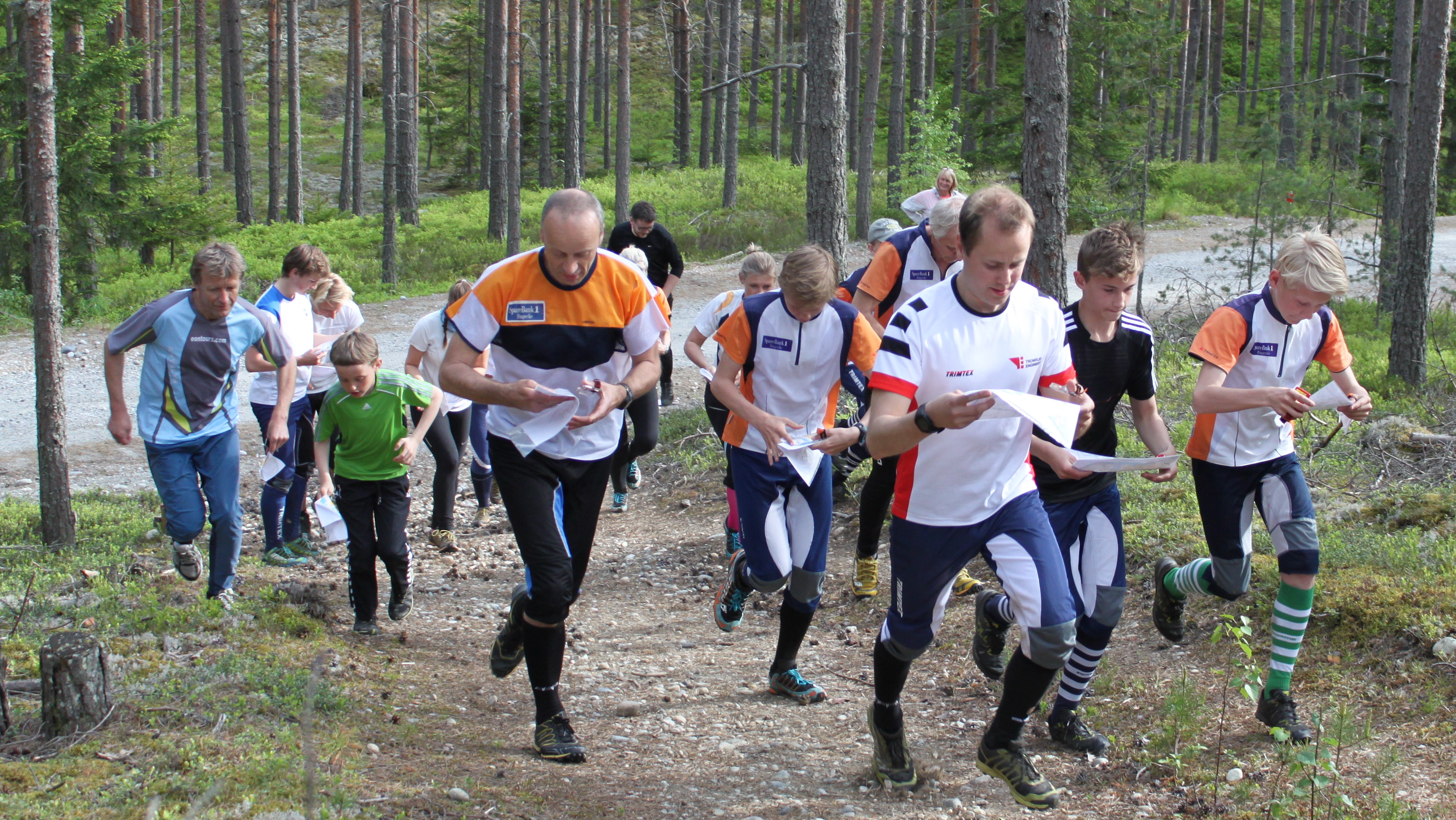 Full fart på stafettreninga